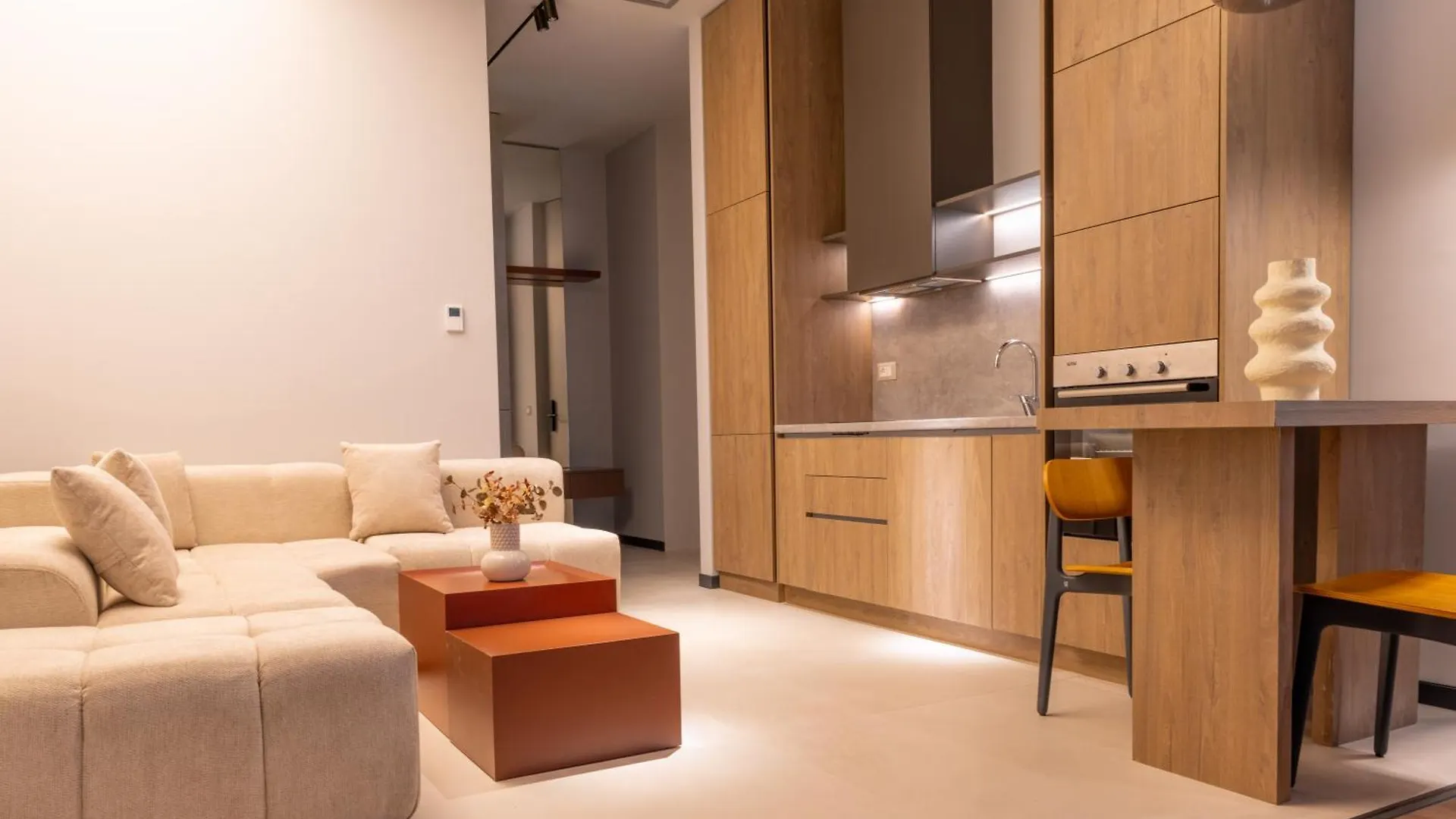 Zins Luxury Apartments Дуррес 0*,